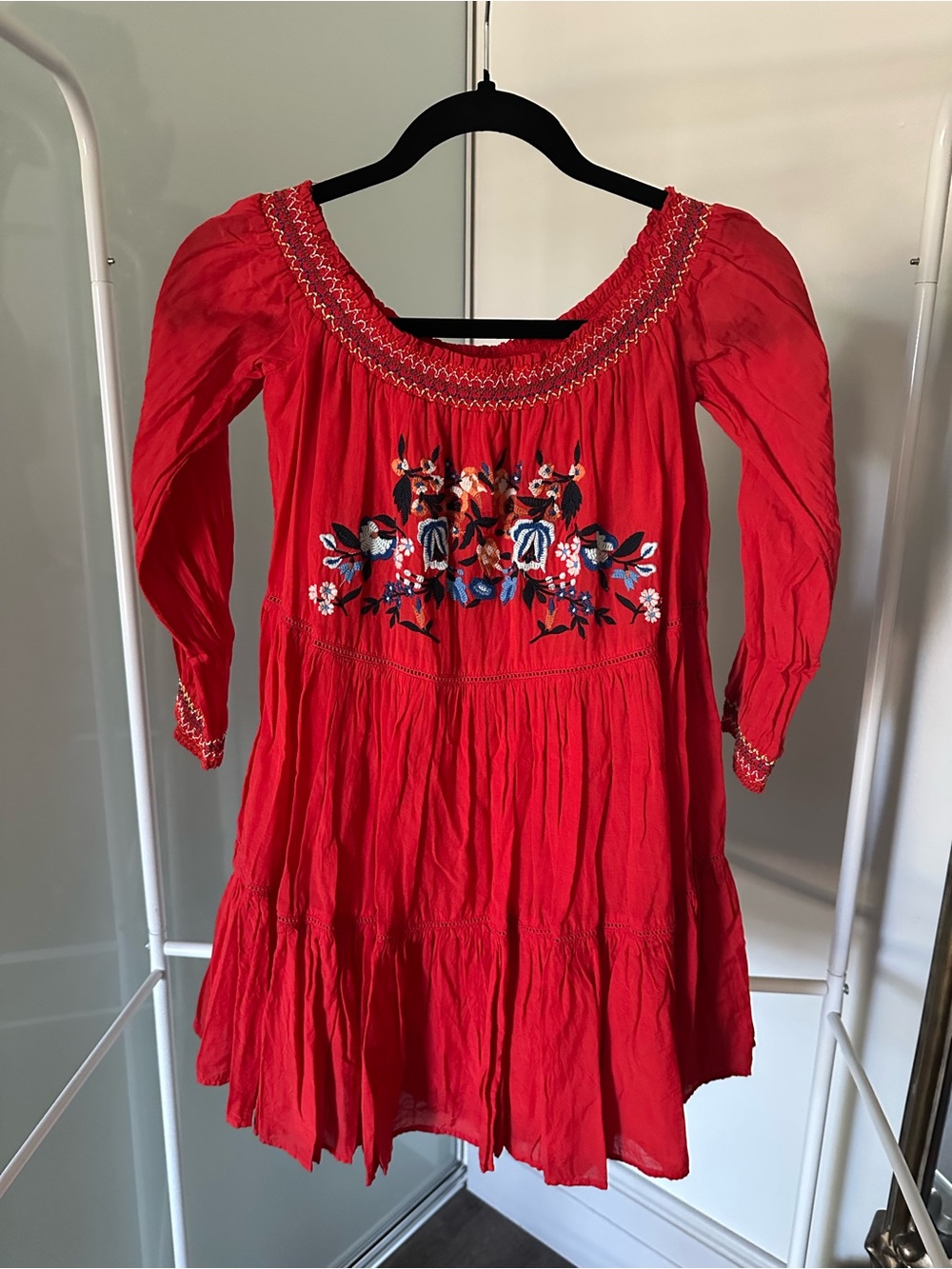 FREE PEOPLE Sunbeams Embroidery Off Shoulder Mini Dress in Red XS